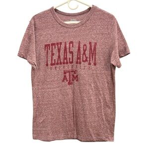 Texas A&M University T Shirt Women Medium Maroon Aggies Graphic Tee